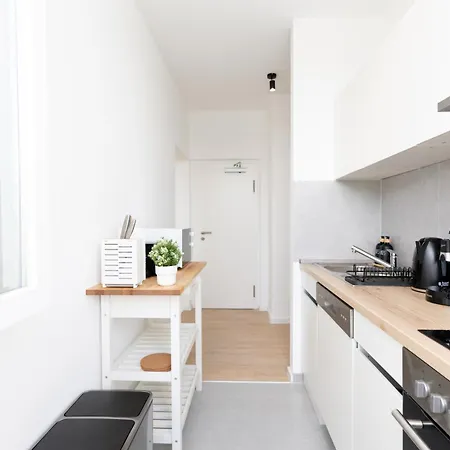 Lifestyle Penthouse Apartment *